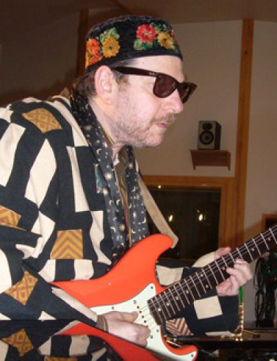 Ronnie Earl & The Broadcasters feat. Joe Beard