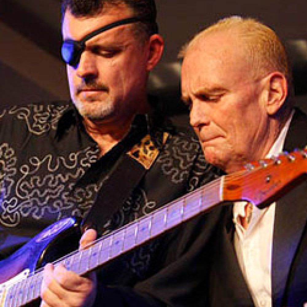 Mike Morgan & The Crawl feat. Lee McBee