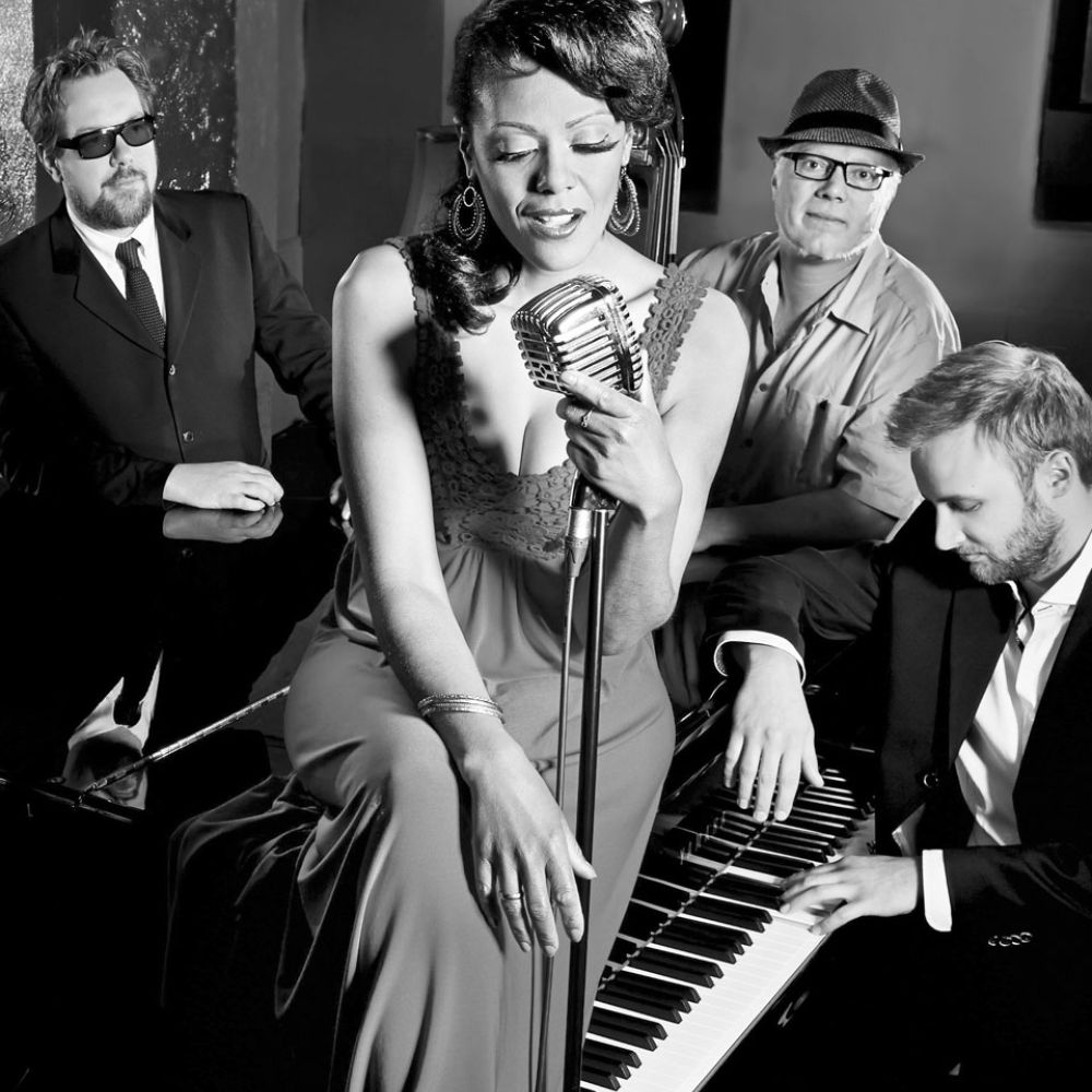 Bonita & The Blues Shacks