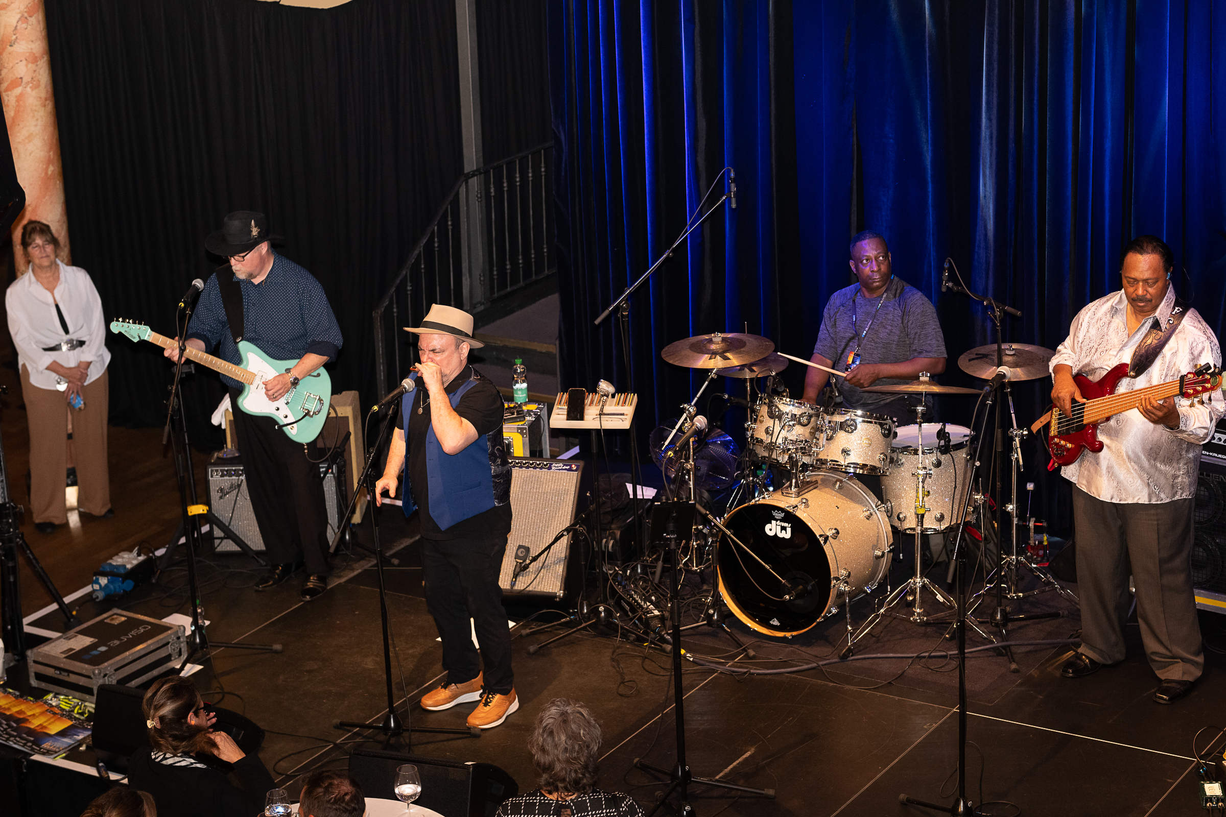 DSC 6086-20251111 Di Matthew Skoller and Chicago Wind feat. Precious Taylor Friends