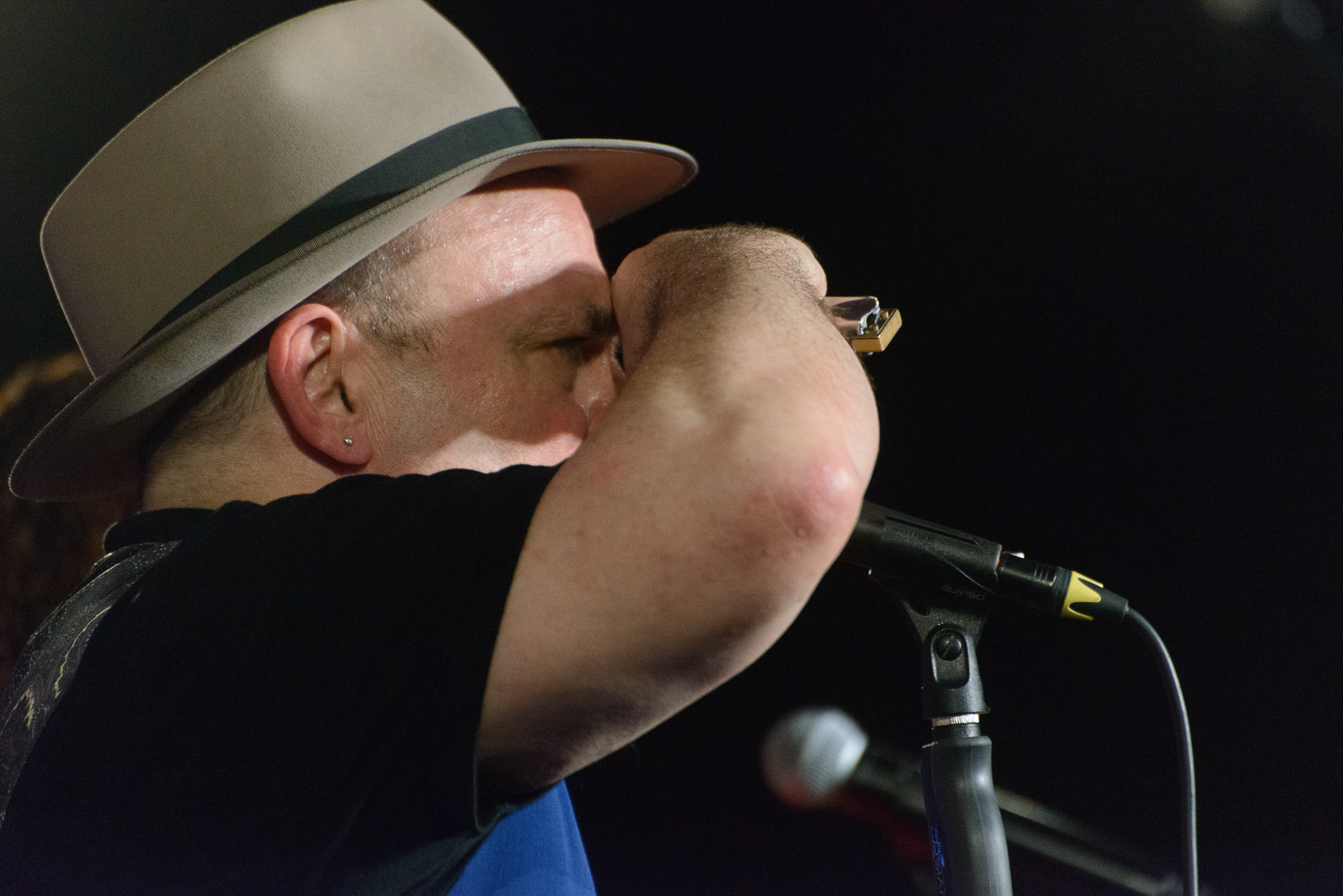 DSC 0211-20251114 Fr Matthew Skoller and Chicago Wind feat. Precious Taylor