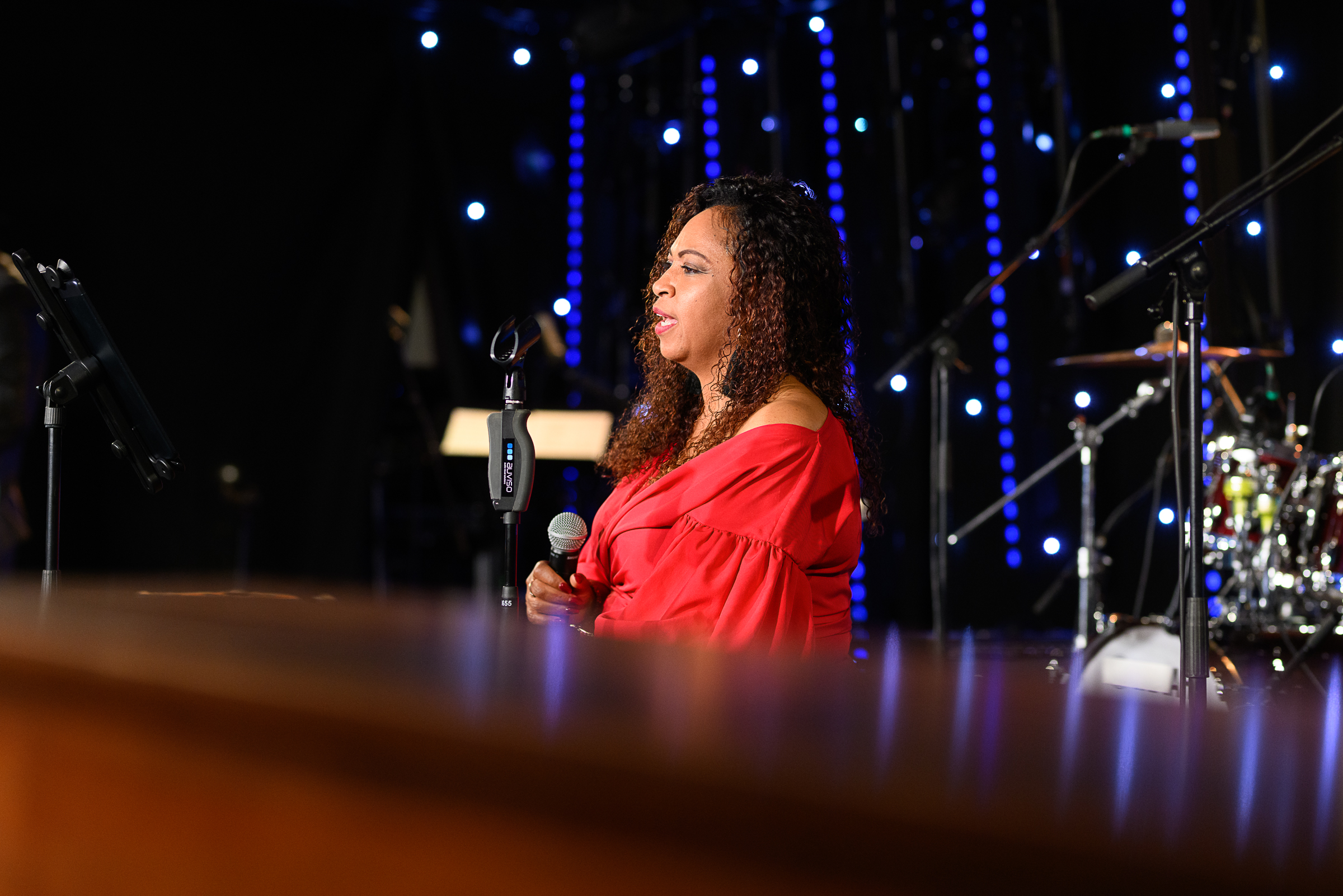 DSC 7315-20251114 Fr Matthew Skoller and Chicago Wind feat. Precious Taylor