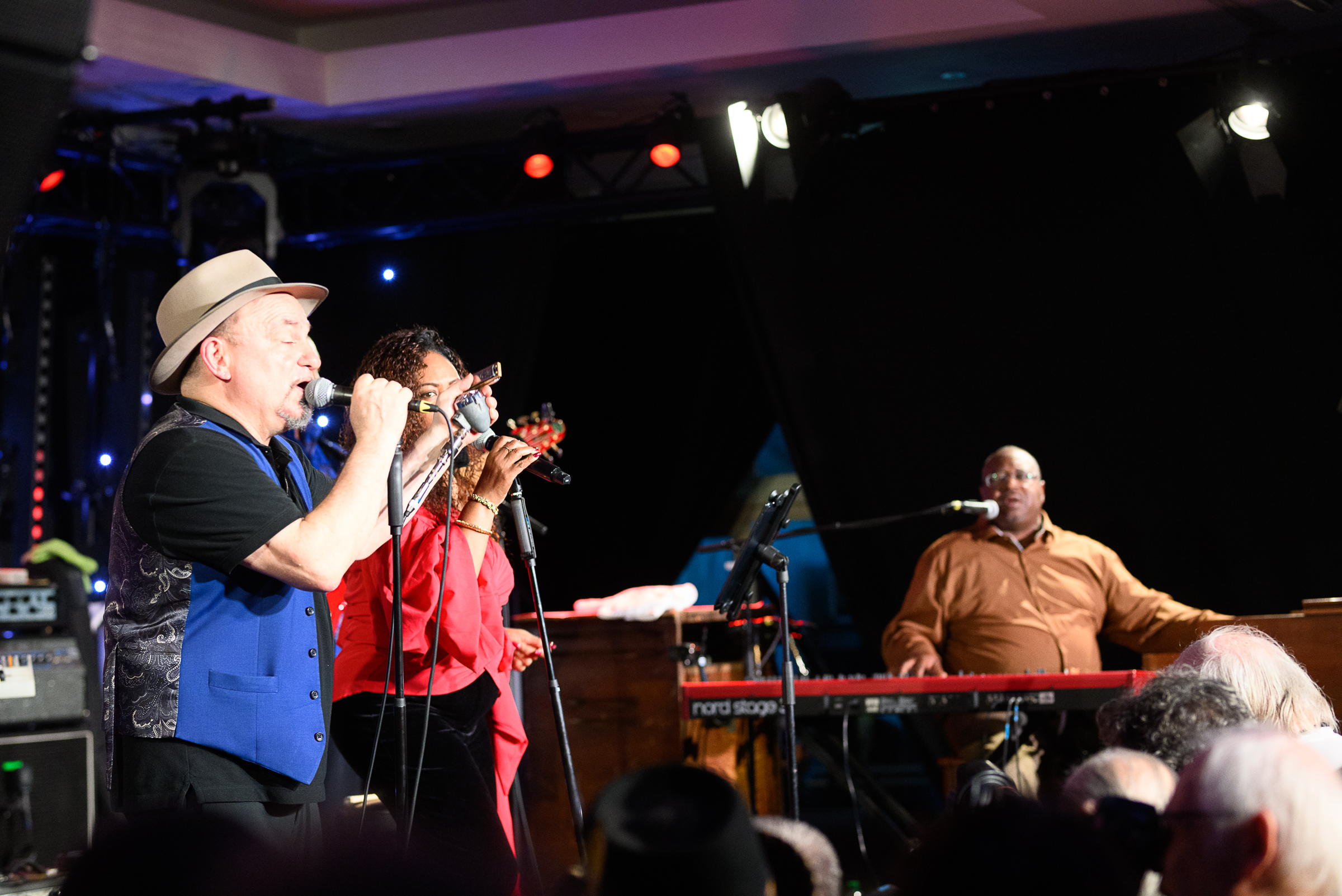 DSC 7418-20251114 Fr Matthew Skoller and Chicago Wind feat. Precious Taylor