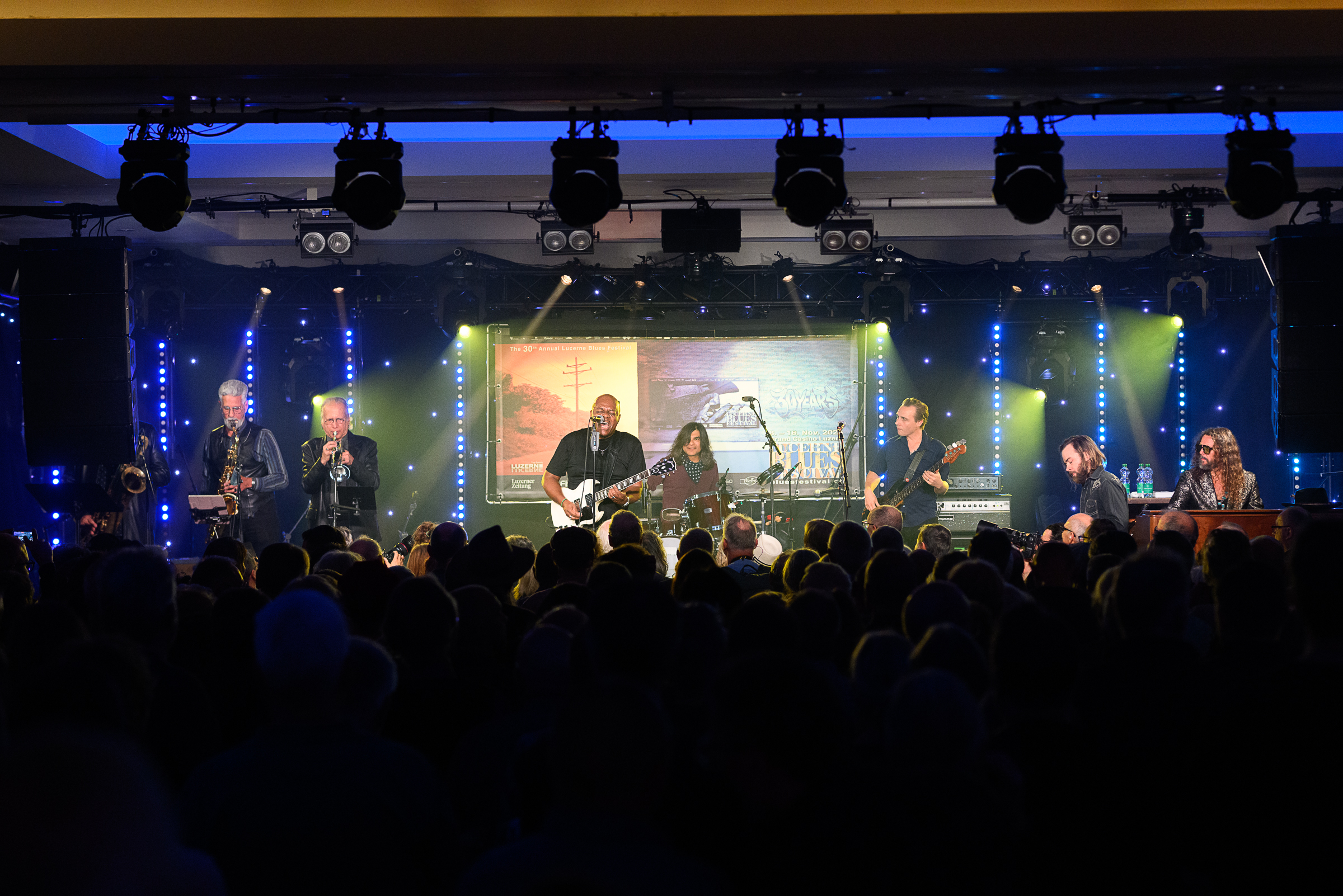DSC 7671-20251114 Fr Dallas Blues   Soul Revue  TuTu Jones, Gregg A. Smith   Captain Jack Watson with The Texas Horns