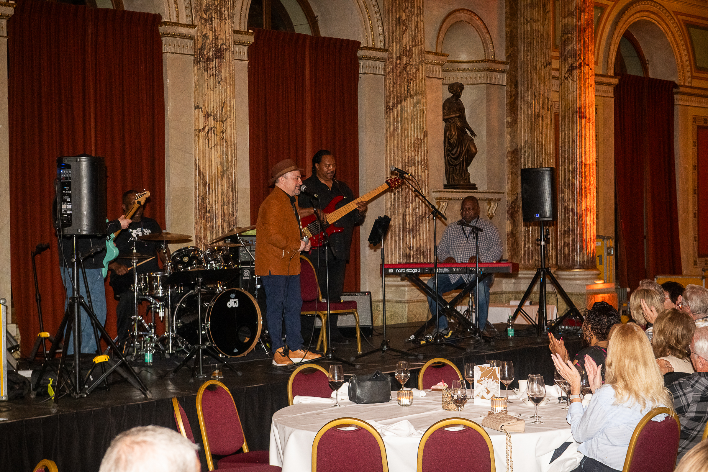 DSC 5475-20251110 Mo Matthew Skoller and Chicago Wind feat. Precious Taylor