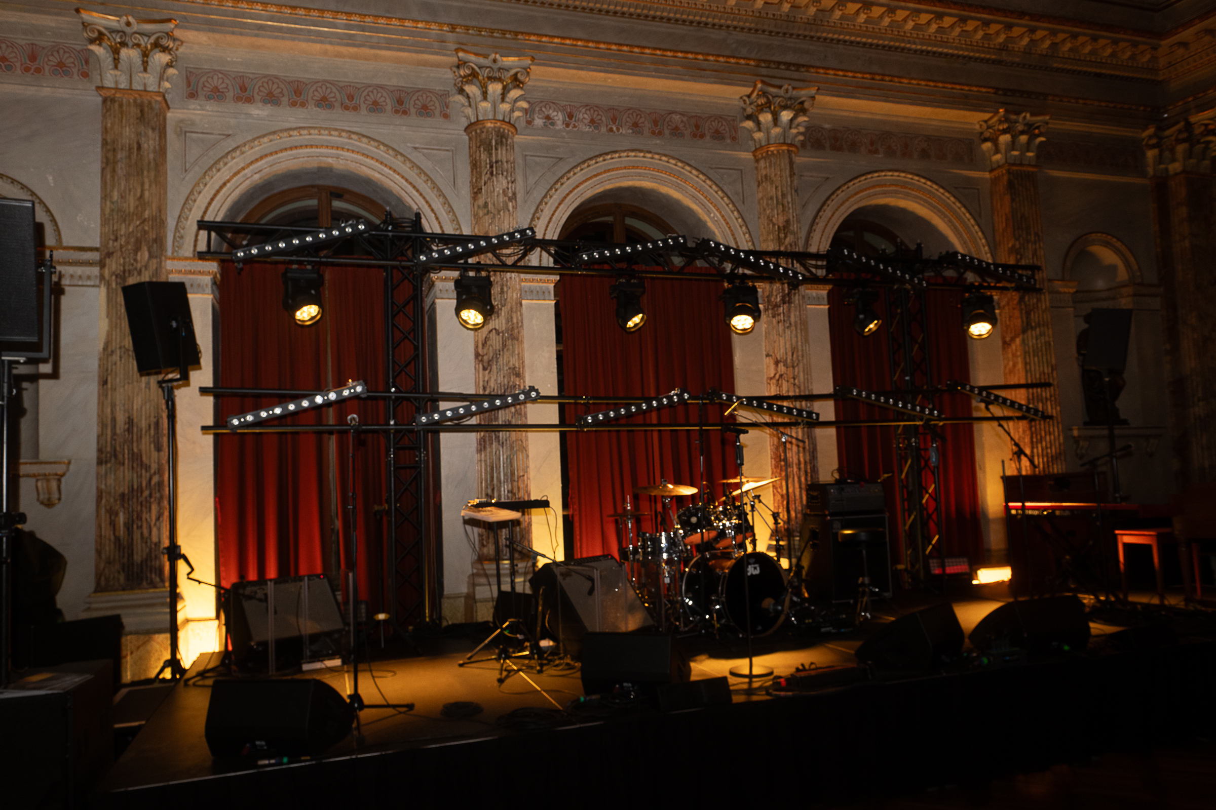 DSC 4493-20251108 Sa Matthew Skoller and Chicago Wind feat. Precious Taylor