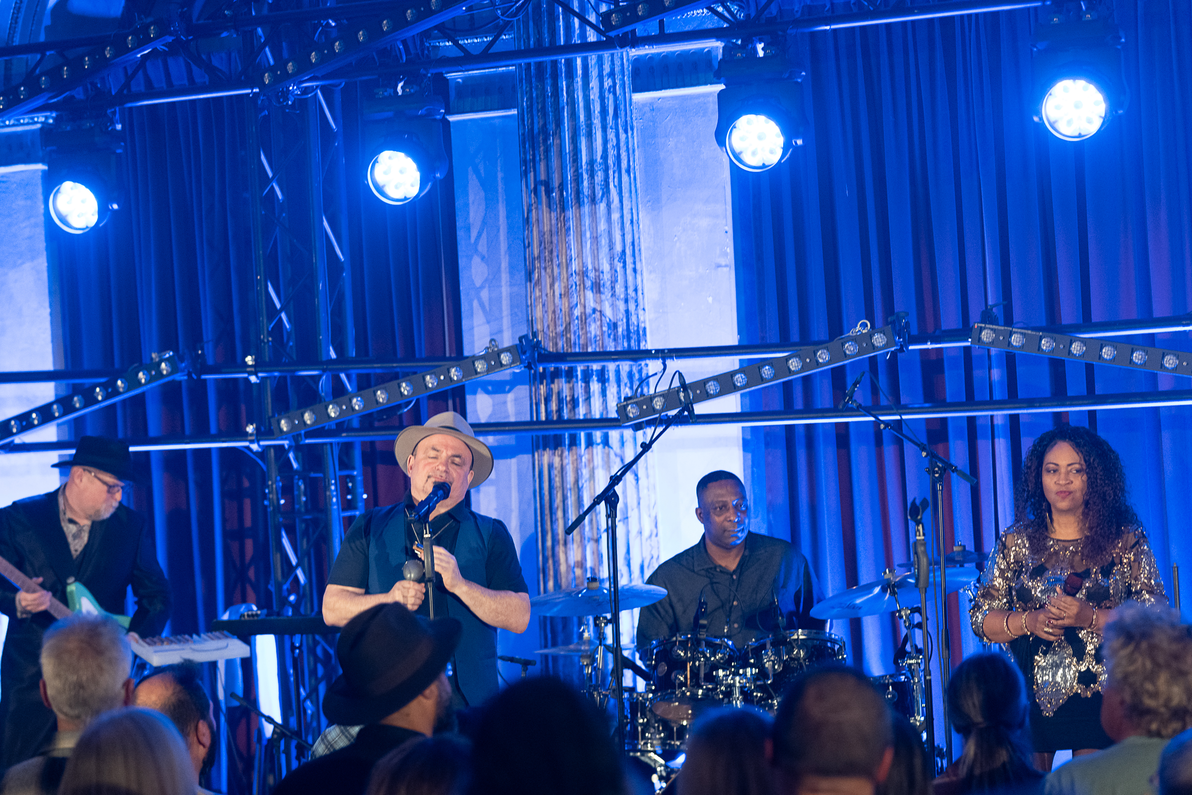 DSC 4722-20251108 Sa Matthew Skoller and Chicago Wind feat. Precious Taylor