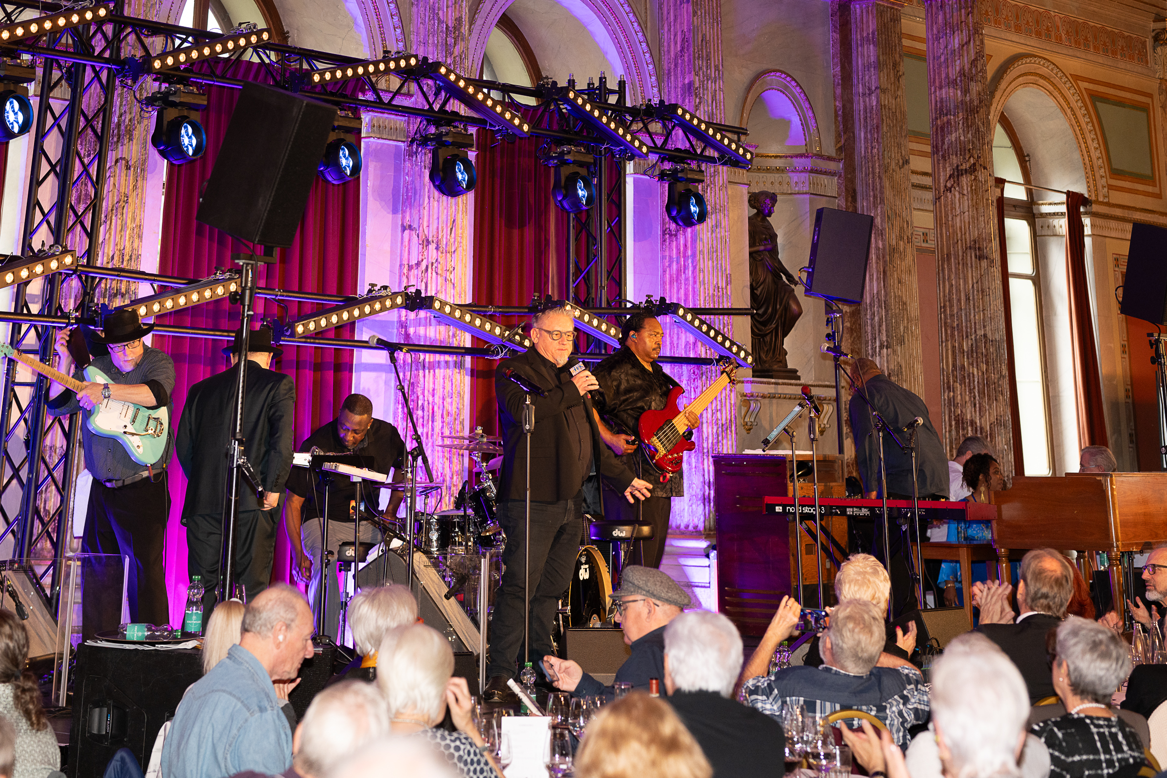 DSC 5219-20251109 So Matthew Skoller and Chicago Wind feat. Precious Taylor