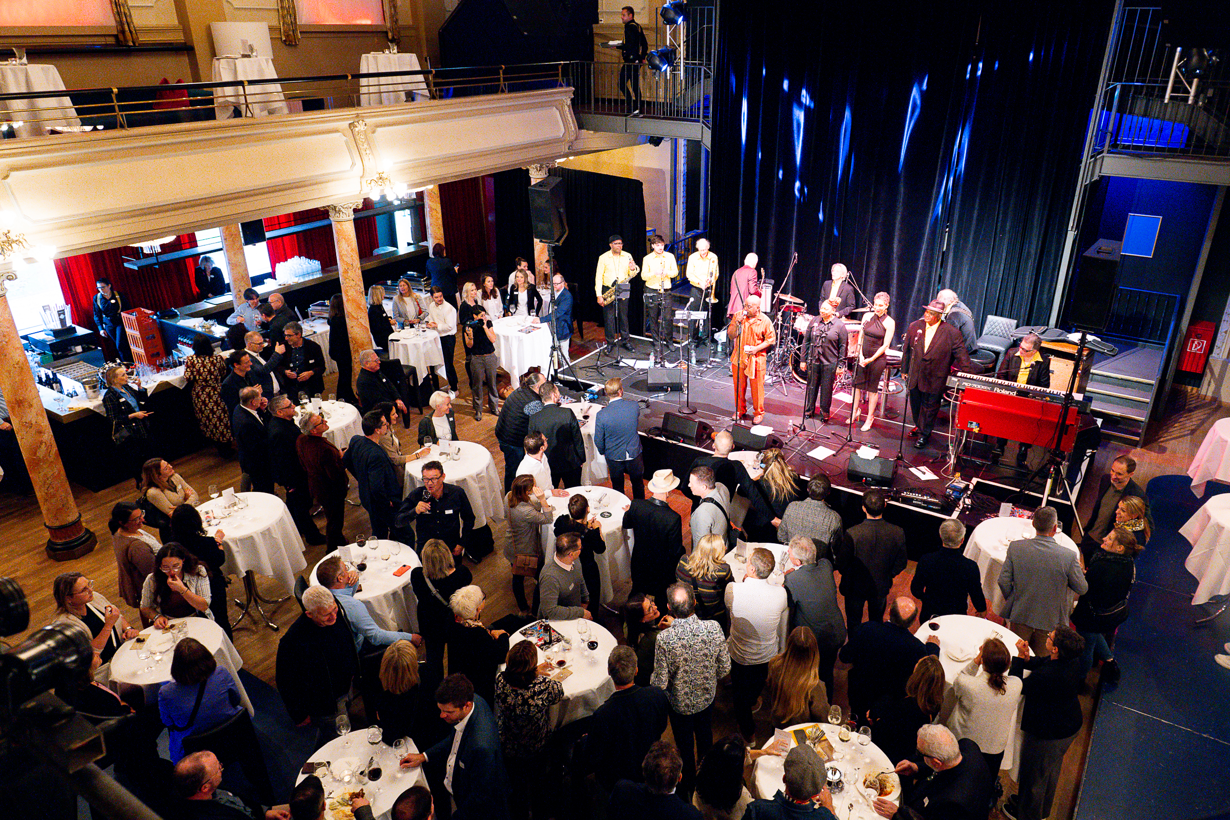 DSC 2565-20241112 Di The Anthony Paule Soul Orchestra feat Willy Jordan