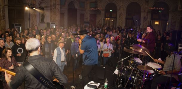 Fulminantes Eröffnungs-Konzert mit Billy Branch