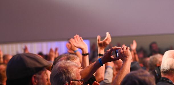 Der Blues vor der Haustür: Ihn fühlen und in die Hände klatschen